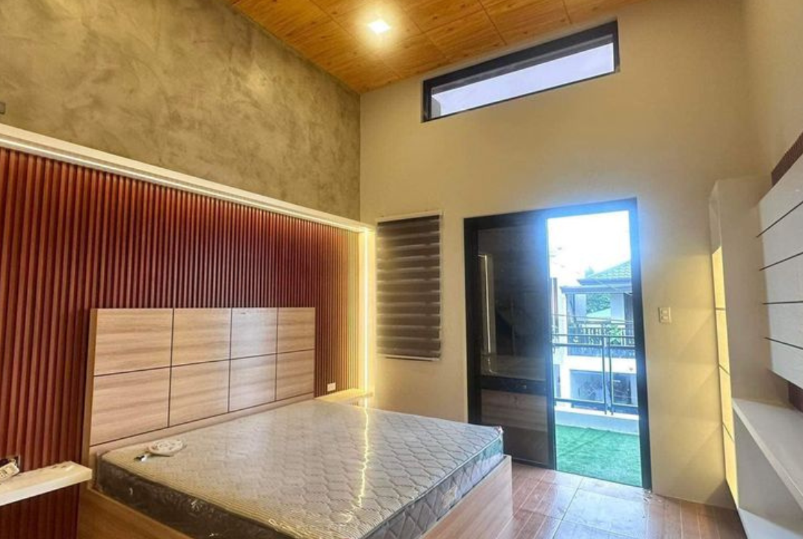 Luxurious High Ceiling Brand New House for Sale in Angeles City
